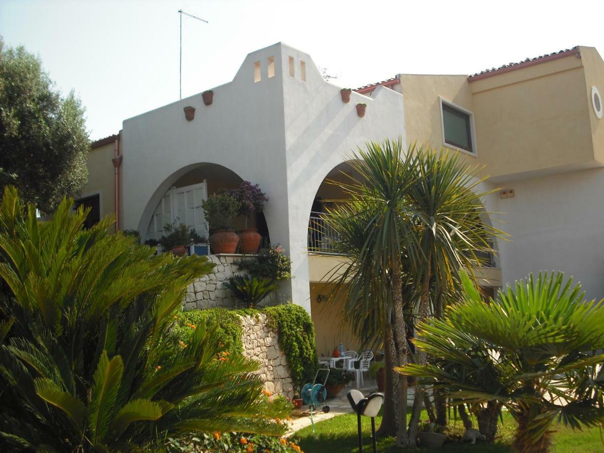 "Villa Rosa" مارينا دي راغوزا المظهر الخارجي الصورة